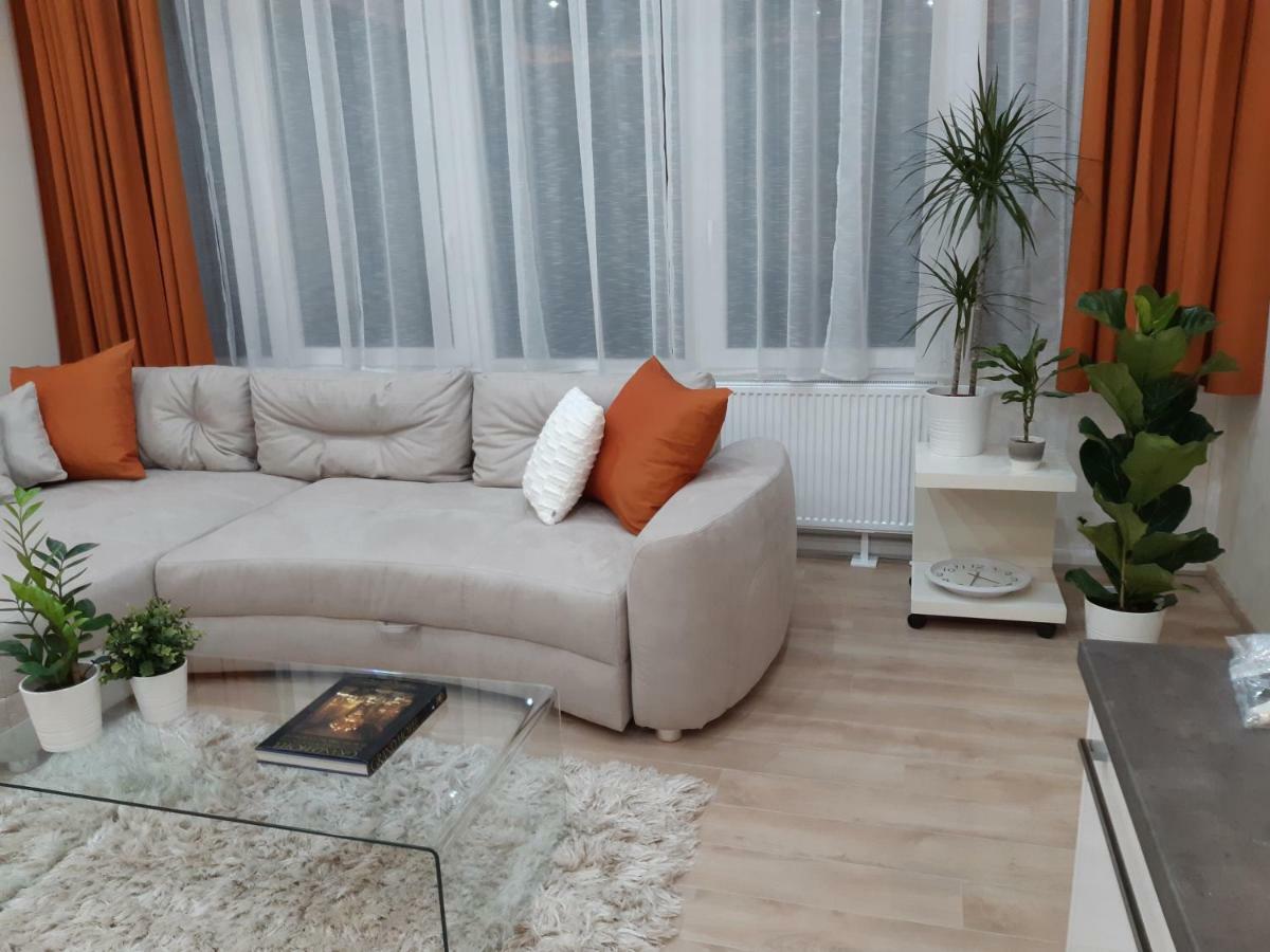 Modern, Quiet & Cozy Apartment In The Middle Of Downtown Near Danube At Fashion Street Budapest Exterior photo