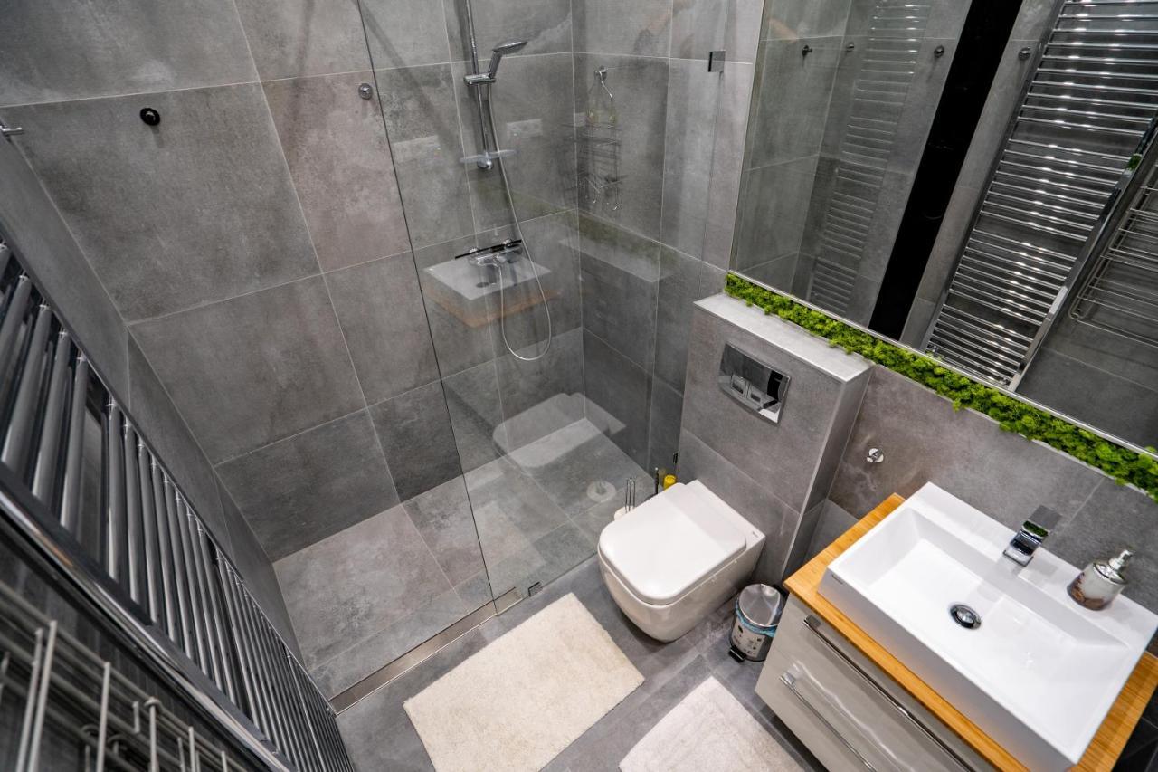 Modern, Quiet & Cozy Apartment In The Middle Of Downtown Near Danube At Fashion Street Budapest Exterior photo